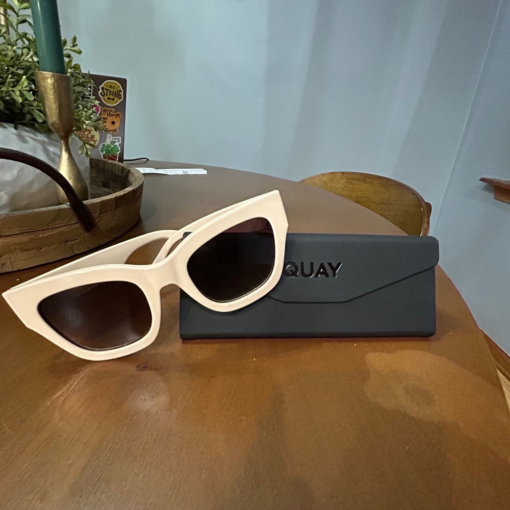 Quay By the Way Oversized Cat Eye Sunglasses Cream Beige Gold Hardware with Case